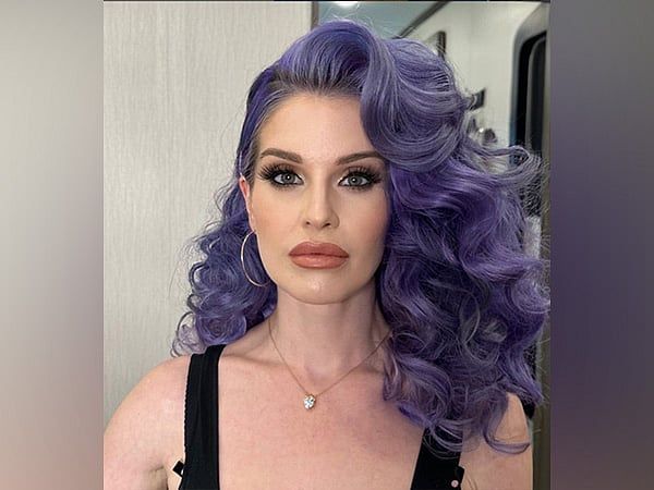 Kelly Osbourne, Babası Ozzy'nin Öldüğüne Dair Söylentileri Kapattı