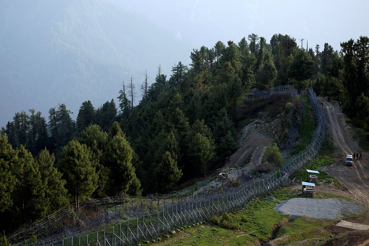 Pakistan, Hindistan'ın Keşmir Saldırganlarıyla İlgili Açıklamasının 'Uydurmalarla Dolu' Olduğunu Söyledi