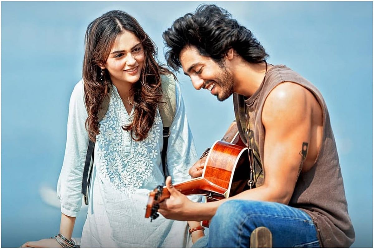 Saiyaara, Ahaan Panday'ı Canlandırıyor, Aneet Padda ilk Filmle Tarih Yaratıyor, İşte Nasıl