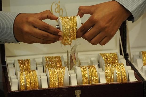 Satın Alma Zamanı mı? Dubai Altın Fiyatları, Gram Başına 24 Bin Dh400'ün Altında İşlem Görürken Düşüş Eğilimi Gösteriyor