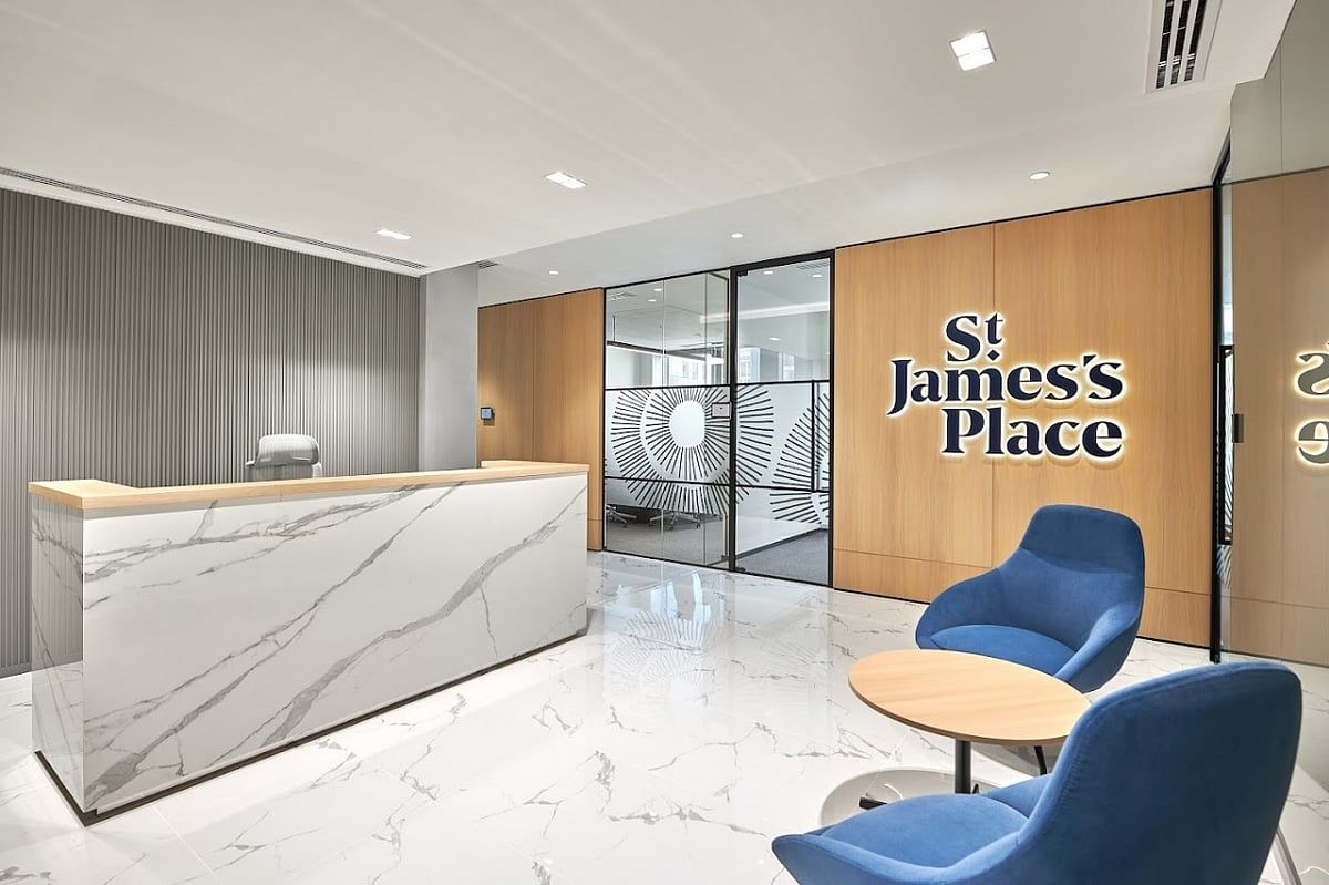 St. James's Place Ortadoğu Dubai'de iki Yılını Kutladı