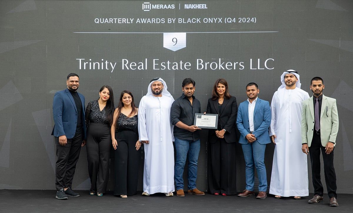 Trinitydubai.ae Black Onyx Ödülleri'nde Dhre tarafından En İyi Aracı Kurum Olarak Onurlandırıldı