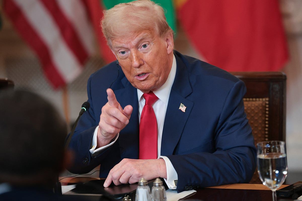 Trump Tarifeleri: ABD Başkanı 7 Ülkeye Daha Mektup Gönderdi