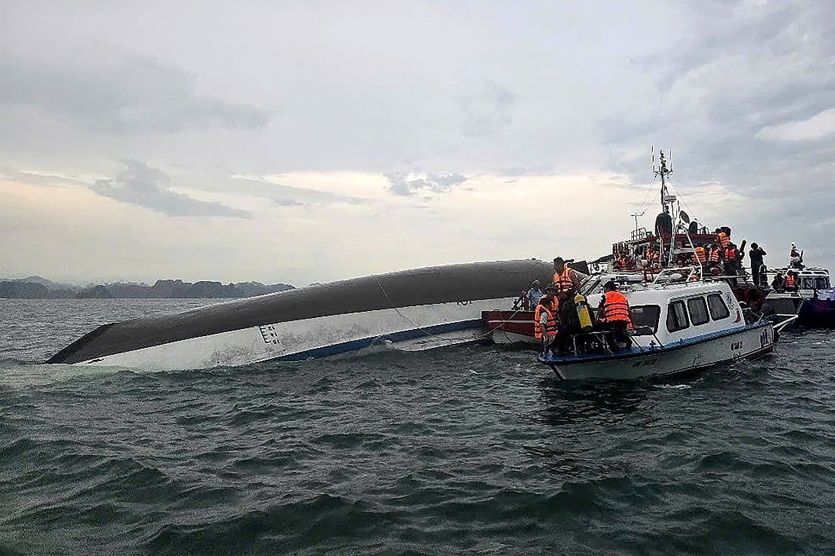 Vietnam'ın Ha Long Körfezi'nde Turist Teknesi Alabora Olduktan Sonra En Az 28 Ölü, Onlarca Kayıp