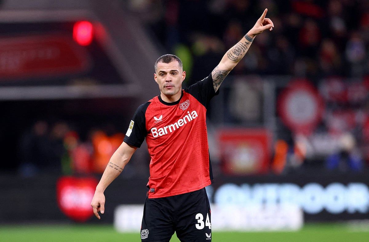 Xhaka, Leverkusen'in Gitmesine İzin Veremeyecek Kadar Önemli, Diyor Ten Hag