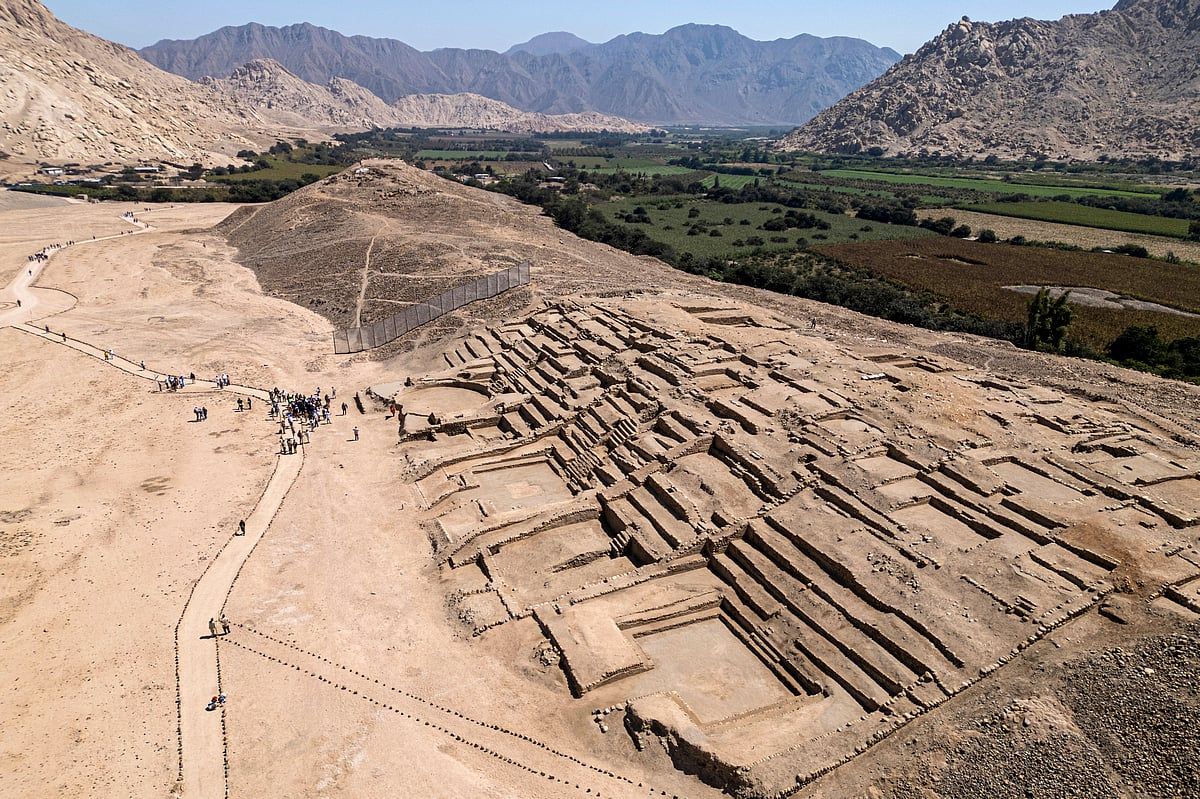 Yaklaşık 4.000 Yıllık Peru Kalesi Turistlere Kapı Açıyor