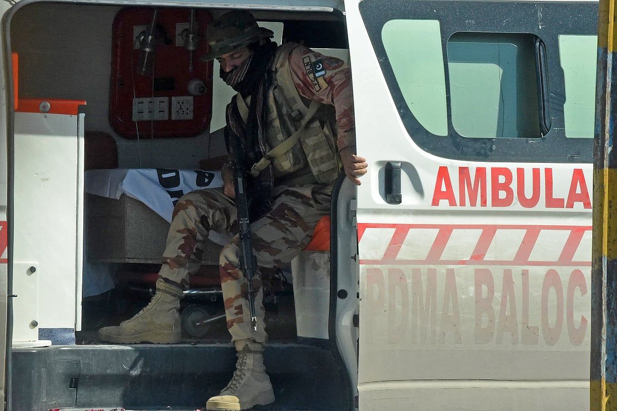 Yetkililer, Pakistanlı Militanların Güvenlik Güçlerine Bomba Atmak için İnsansız Hava Araçları Kullandığını Söylüyor