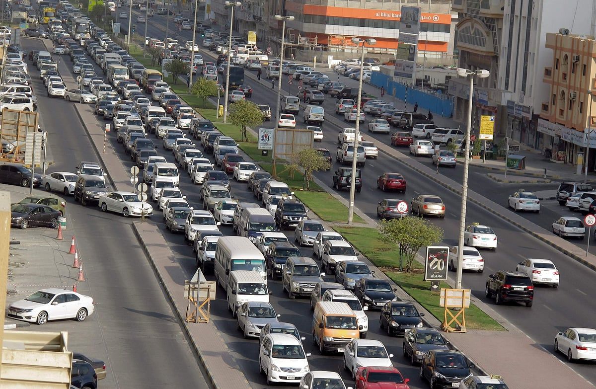 BAE: Sharjah'ta iki Haftadan Uzun Süredir Geçici Yol Kapanışı Açıklandı