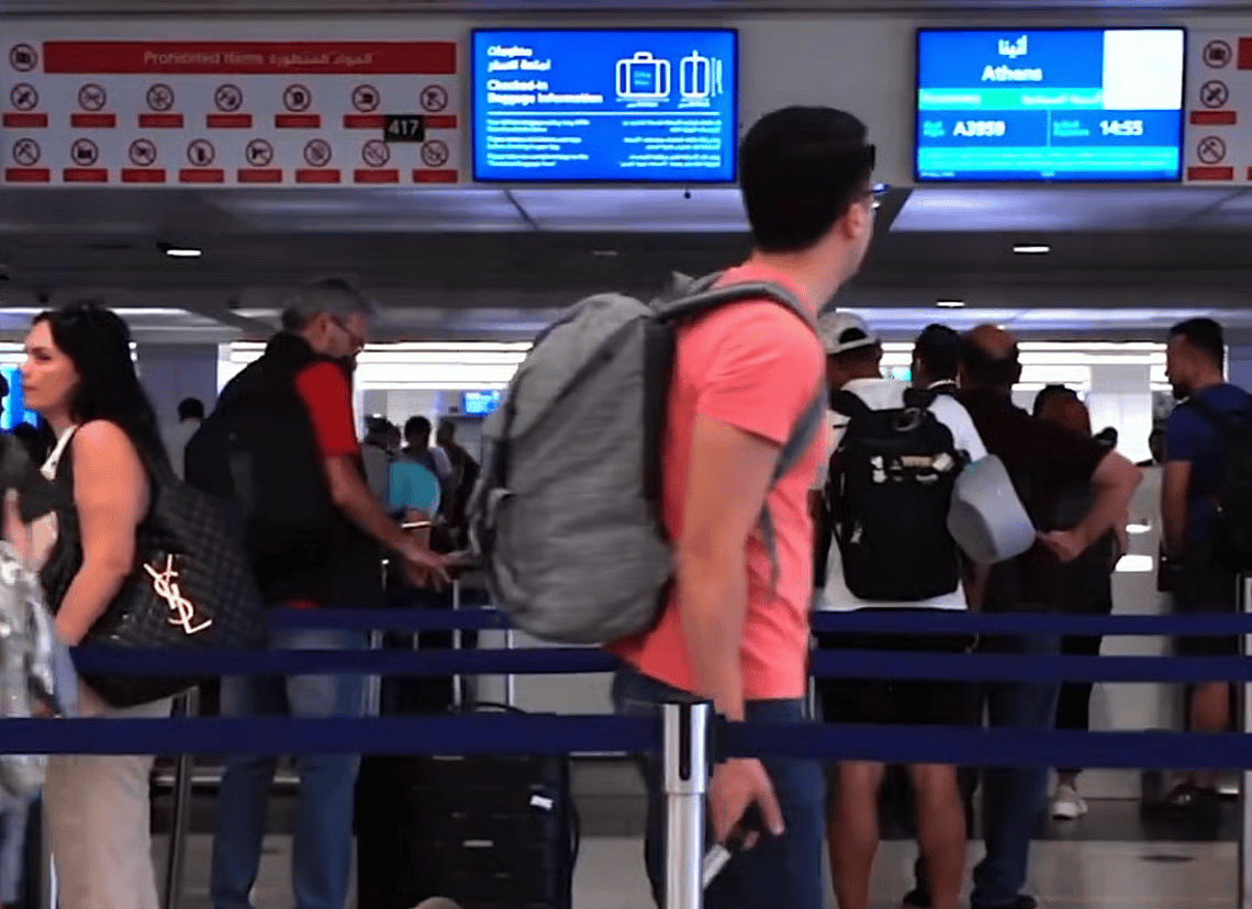 BAE: Yolcular, Uçuş Gecikmesinden Sonra Havayolu Yeniden Rezervasyon Yaparken Bile Tazminat Talep Edebilir mi?