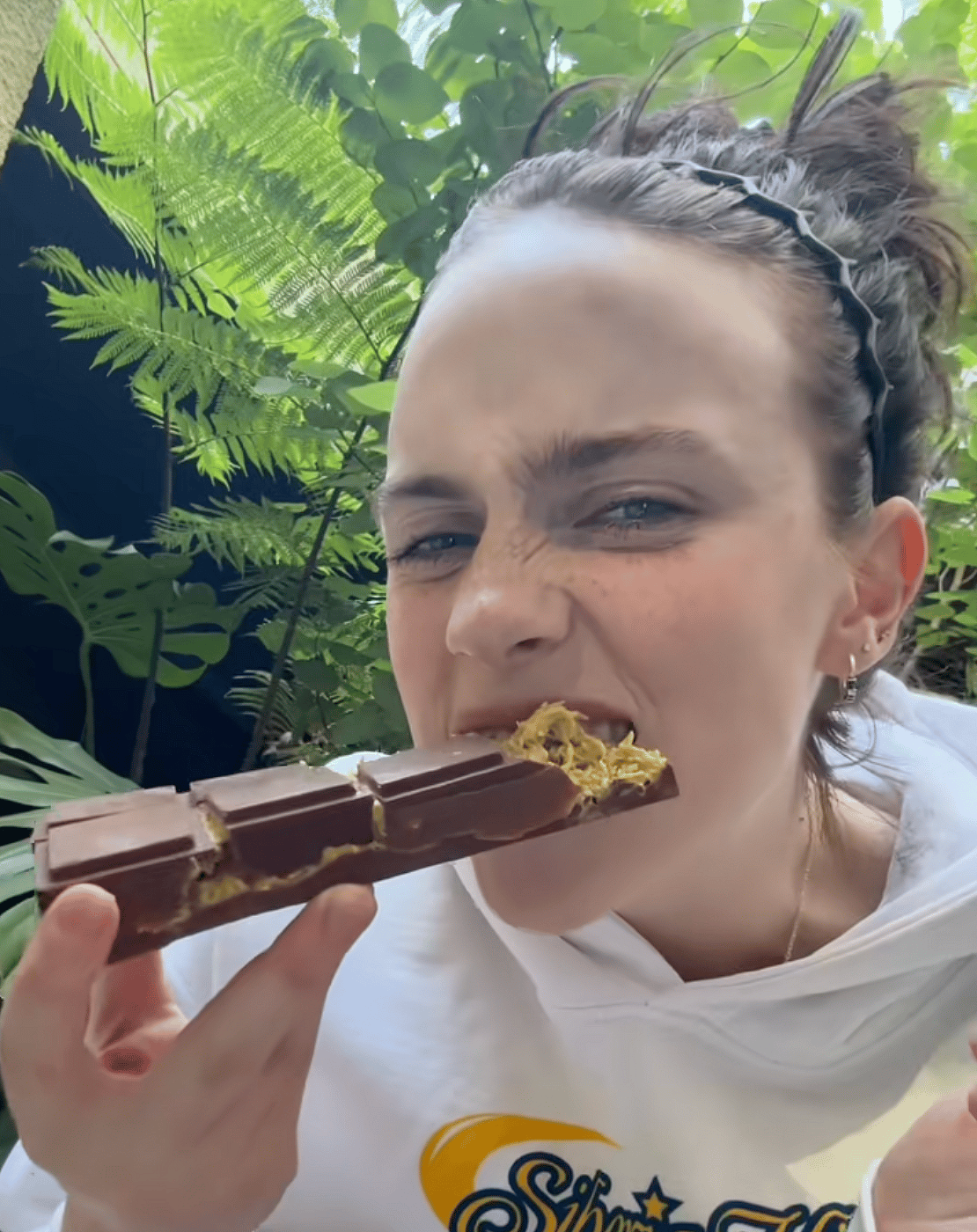 Billie Eilish ile Dubai Çikolatası Yapmayı Öğrenin — Vegan Tarzı