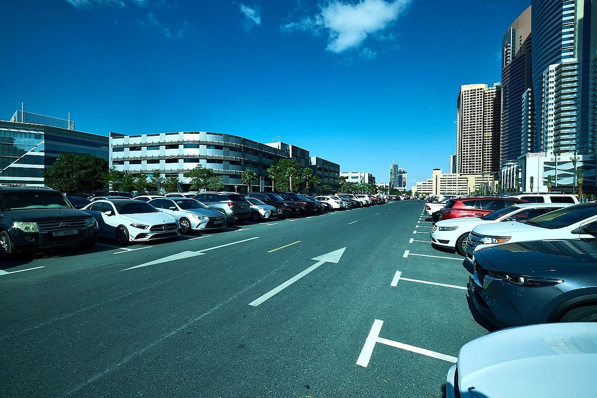Dubai: Artık Salik üzerinden Cadde İçi, Cadde Dışı Otopark için Ödeme Yapabilirsiniz