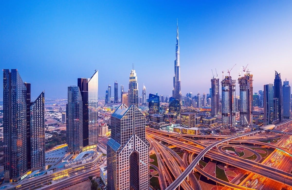 Dubai'de İşlem Gören Amanat Holding, Okul Gayrimenkulünü 435 Milyon Dh'ye Satıyor