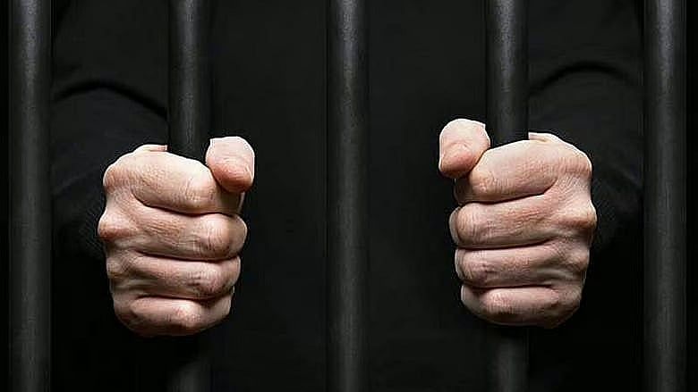 Eski Hindistan Başbakanının Torunu Tecavüzden Ömür Boyu Hapis Cezasına Çarptırıldı