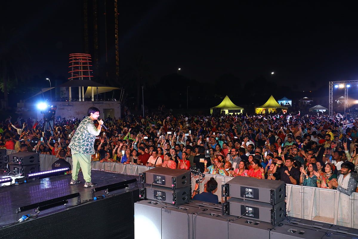 Falguni Pathak, Navratri Öncesi Bir Utsav ile Navratri Ruhunu Dubai'ye Getiriyor