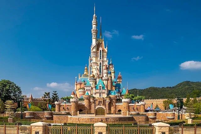 Filipinli Turist, Hong Kong Disneyland Yolculuğunda Çöktükten Sonra Öldü