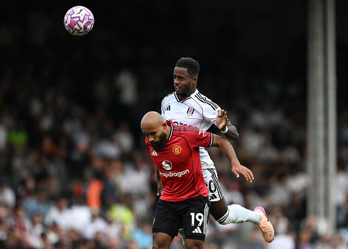 Fulham Beraberliğinden Sonra Man United Hala Galibiyetsiz, Everton Yeni Stadyum Açmak için Kazandı