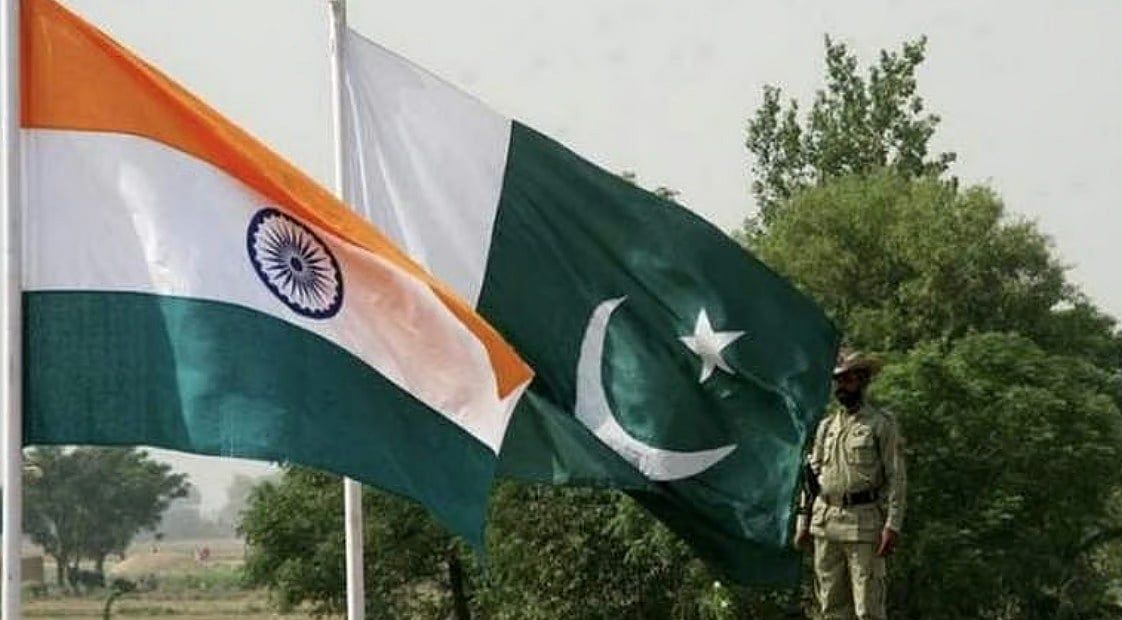 Hindistan, Pakistan'ın Jammu ve Keşmir'deki Kontrol Hattı Boyunca Ateşkesi İhlal Ettiğini Söyledi