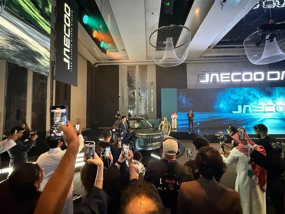 Jaecoo J5, 14 Ağustos'ta Yapılması Planlanan BAE Lansmanı ile Riyad'da Patlayıcı Orta Doğu'ya Giriş Yaptı