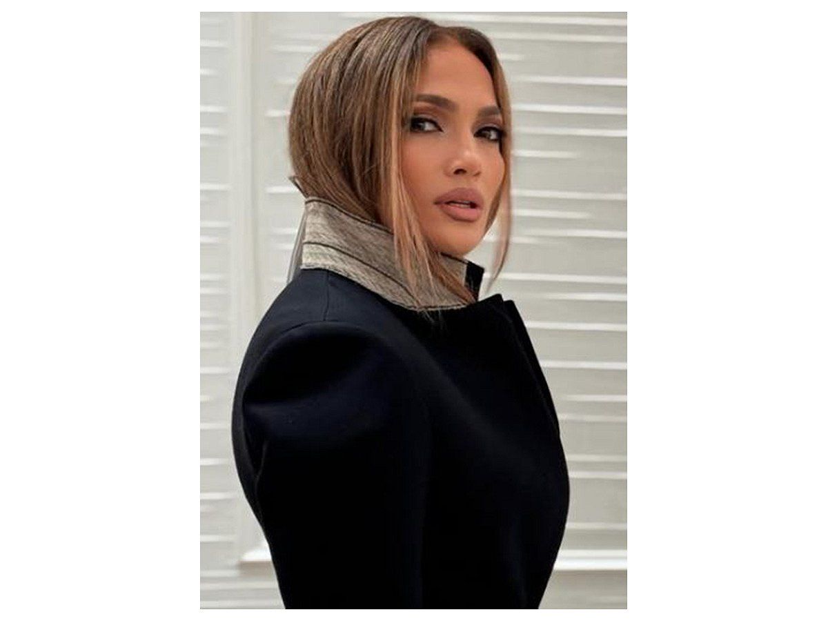Jennifer Lopez, İstanbul'daki Chanel Mağazasına Girişi Reddetti
