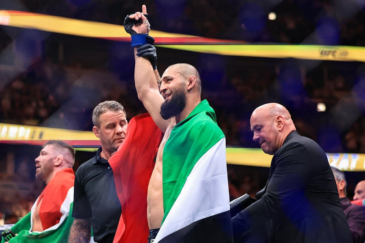 Khamzat Chimaev Ufc Orta Siklet Şampiyonu Oldu, Rekor Kıran Galibiyetin Ardından BAE Bayrağını Kaldırdı
