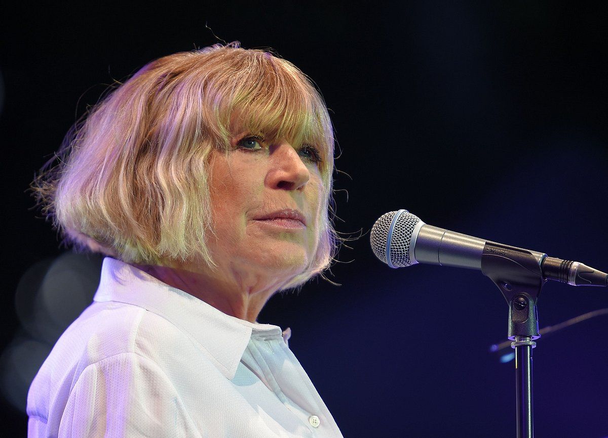 'Kırık ingilizce', Marianne Faithfull'un Venedik'teki Mirasını Yeniden Değerlendiriyor