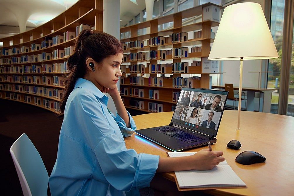 Okula Dönüş 2025: Asus Intel® Core™ Dizüstü Bilgisayarlarda %25'e Varan İndirimle Güçlü Başlayın