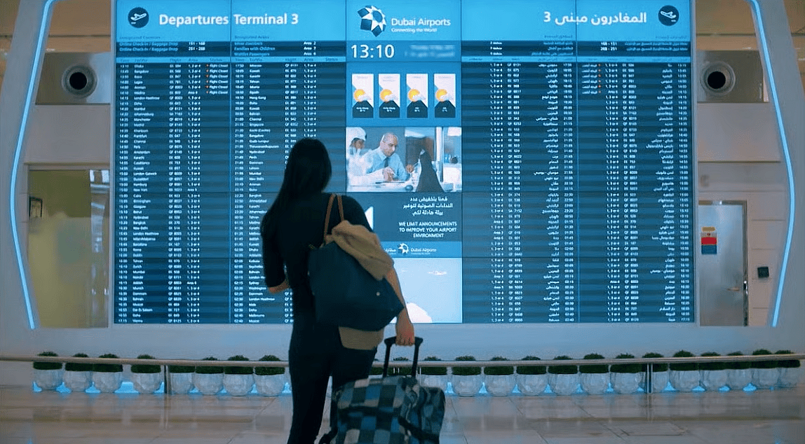 'Önce Güvenlik': BAE Yolcuları, Emirates'in Uçuşlarda Güç Bankalarına Yönelik Yasağını Memnuniyetle Karşıladı