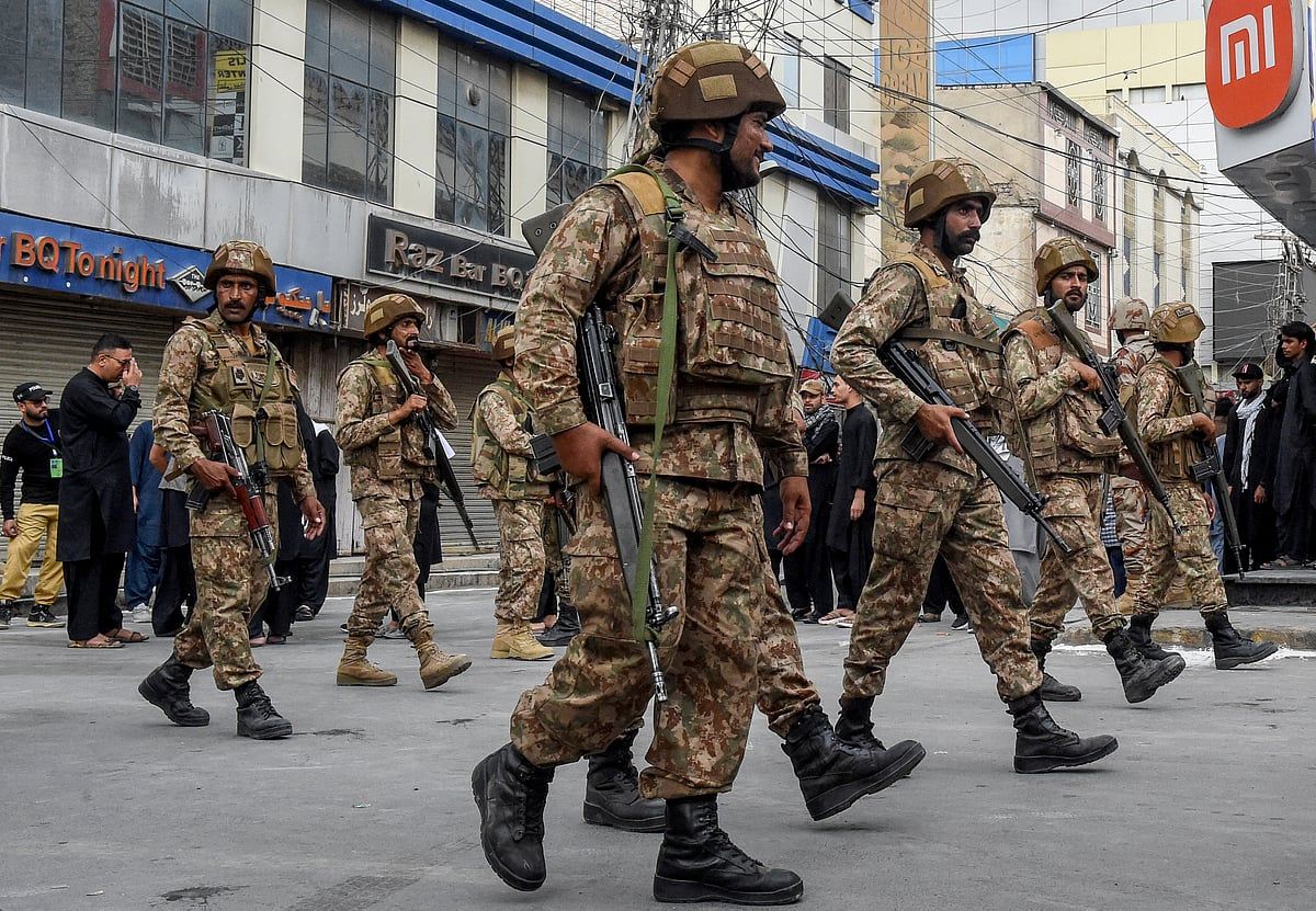 Pakistan: Yetkililer, Belucistan'daki Militan Saldırıda En Az 9 Askerin Öldüğünü Söyledi