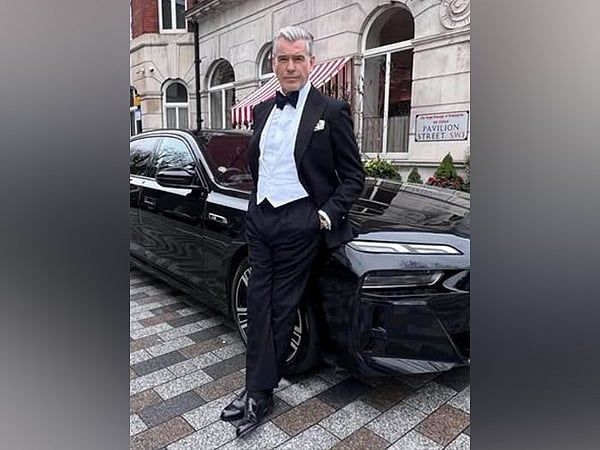 Pierce Brosnan, Bond Olarak 'Bir Kalp Atışında' Geri Dönmeye İstekli