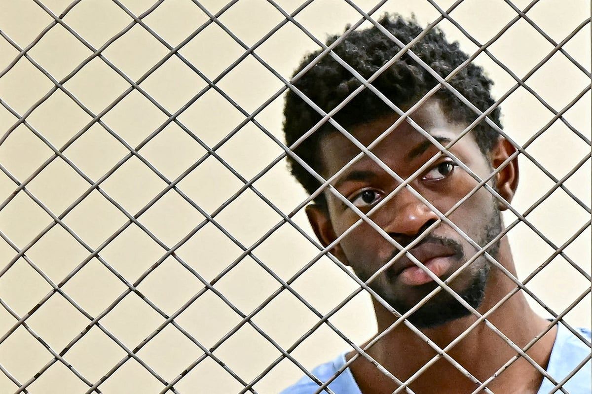 Rapçi Lil Nas X, La Caddesi'ndeki Çıplak Yürüyüşten Sonra Suçlandı