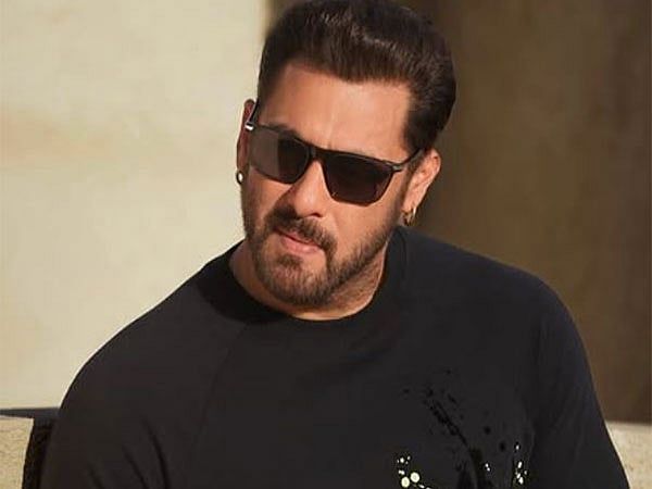 Salman Khan Samimi Oluyor, Asla 'Gerçek Aşkı' Yaşamadığını Söylüyor