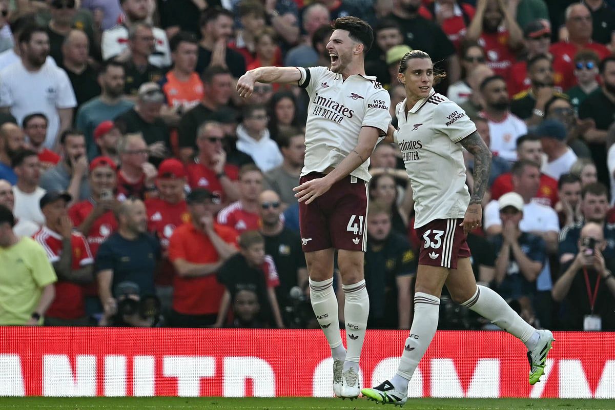 Saray tarafından Düzenlenen Dünya Şampiyonu Chelsea Man Utd'yi Yenmek için Arsenal Savaşı