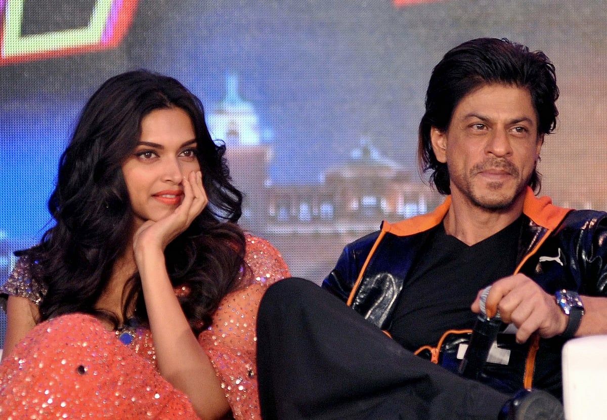 Shahrukh Khan, Deepika Padukone 'Kusurlu' Hyundai Otomobilini Onayladığı için Rezerve Edildi