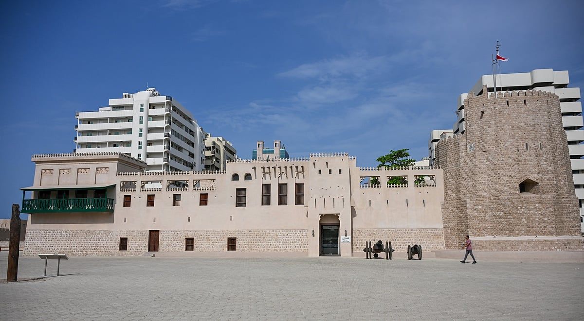 Sharjah Kütüphanesi 100 Yaşına Girdi: Hükümdarın Evi Nasıl Kültürel Bir Dönüm Noktasına Dönüştü?