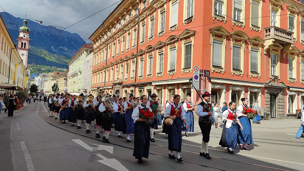 Temel Innsbruck Seyahat Rehberiniz: Görülmesi Gereken Yerler, Kaçırılmayacak Deneyimler