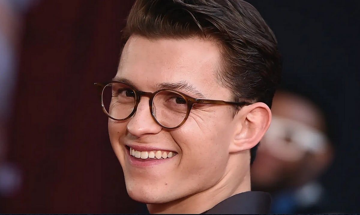 Tom Holland Sıradaki James Bond mu? Örümcek Adam Oyuncusu Söylentilere Hitap Ediyor