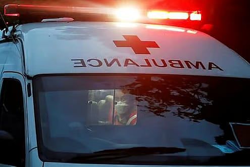Umman: Adam Dhofar Araba Kazasında Öldü; Ceset Taşındı