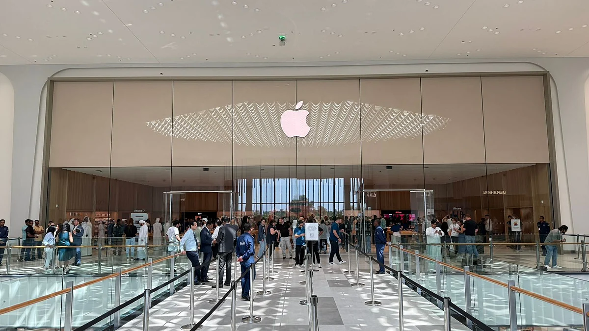 Apple, BAE'de Beşinci Mağazasını Açtı; İlk Olarak Al Ain'de