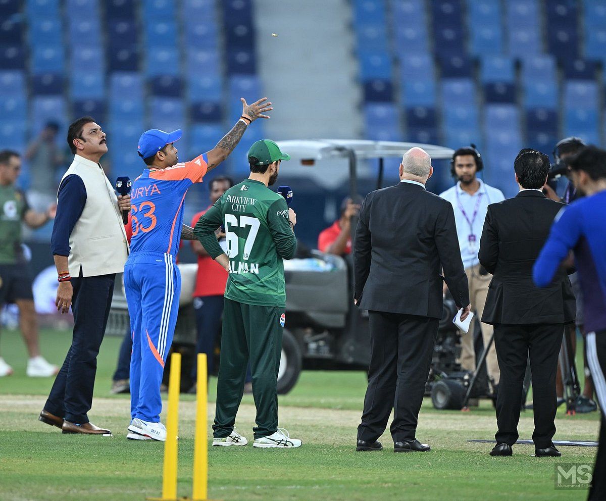Asya Kupası 2025: Hindistan Atışı Kazandı, Bowl'u Tercih Etti, Bumrah, Varun Geri Döndü