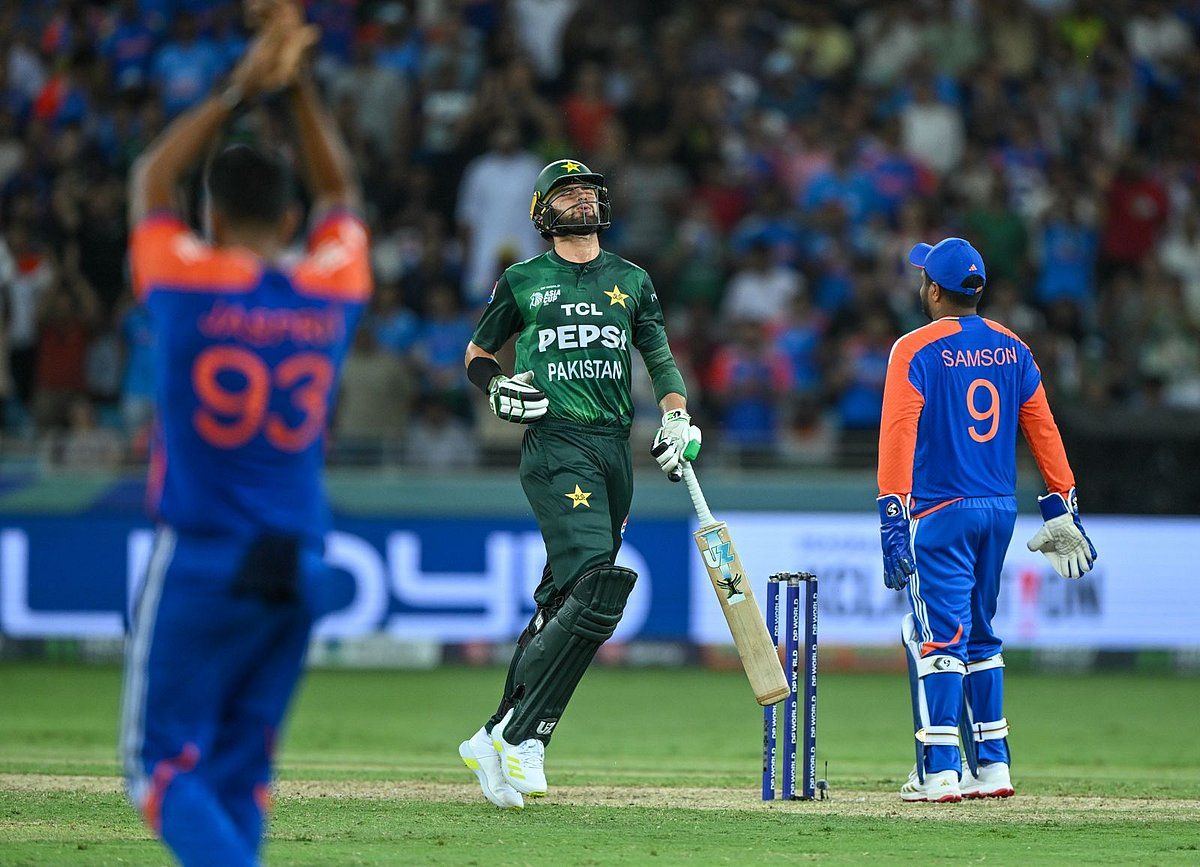 Asya Kupası 2025: Hindistan'ın İplikçileri Pakistan'dan Geçiyor, Afridi Vuruşları Kurtarıyor