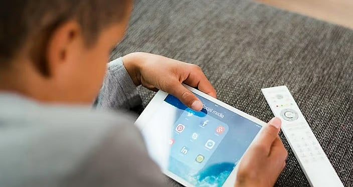 BAE: 8 Çocukları Çevrimiçi Oyunlar ve Sosyal Medya Aracılığıyla Cinsel İstismardan Mahkum Edildi