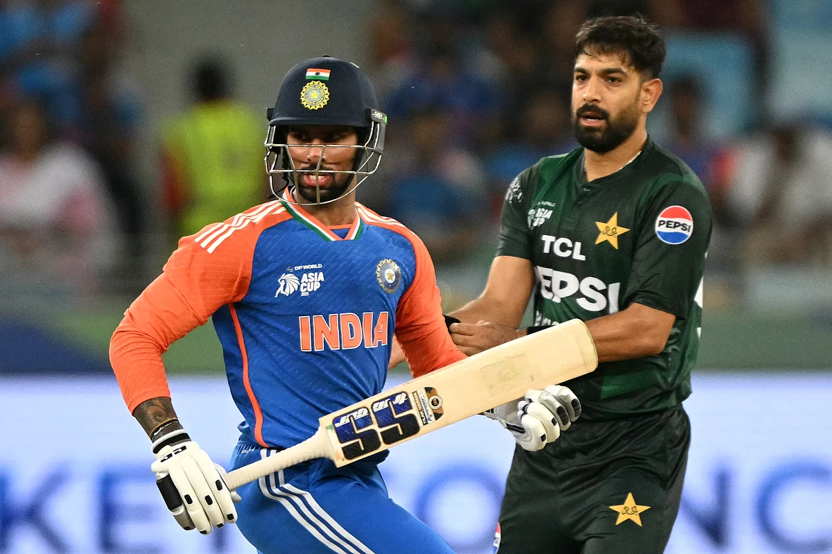 BAE'de Asya Kupası: Dubai'de Hindistan-Pakistan Finali Nerede İzlenir