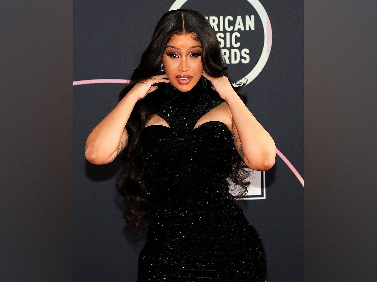 Cardi B, Erkek Arkadaşı Stefon Diggs ile Çocuğu Ağırlamak için Hamileliği Doğruladı