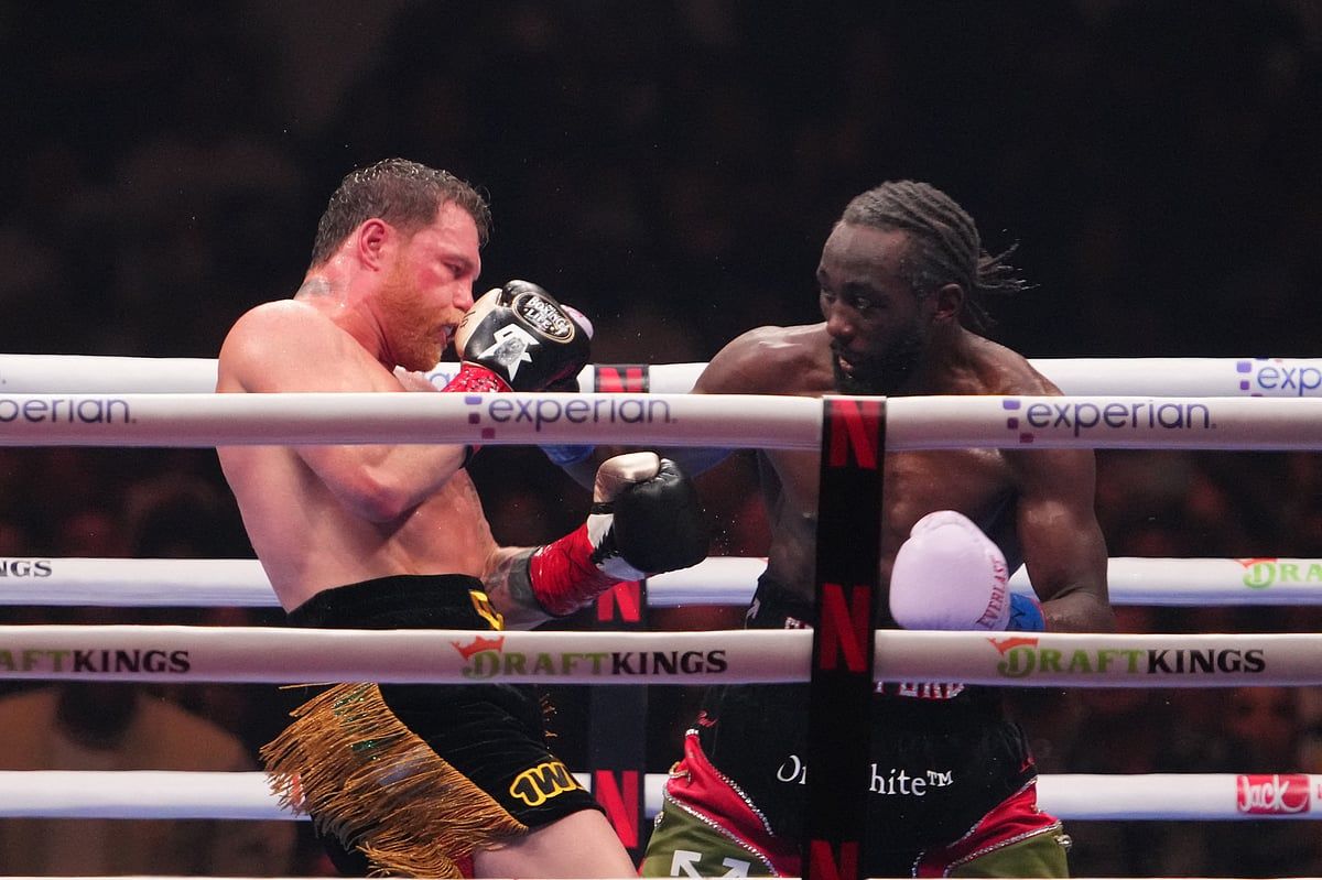 Crawford, Alvarez'i Tartışmasız Süper Orta Sıklet Dünya Şampiyonluğu İddiasıyla Şok Etti