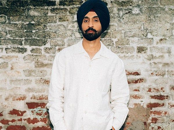 Diljit Dosanjh Hindistan'da Pencap'ta Selden Etkilenen 10 Köyü Evlat Edindi