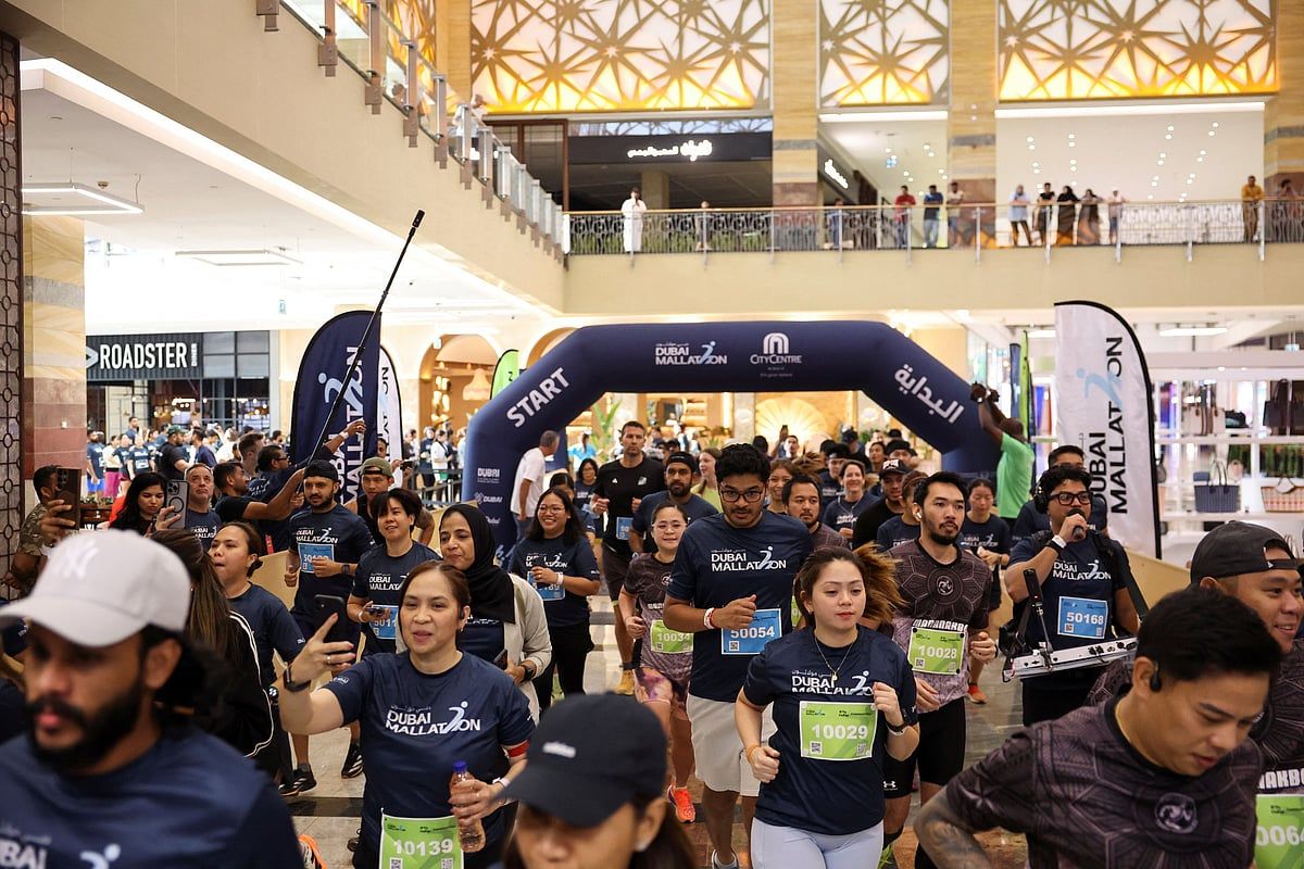 Dubai Alışveriş Merkezlerini Fitness Pistlerine Dönüştürüyor; 40.000 Rekor Kıran Mallathon'a Katıldı