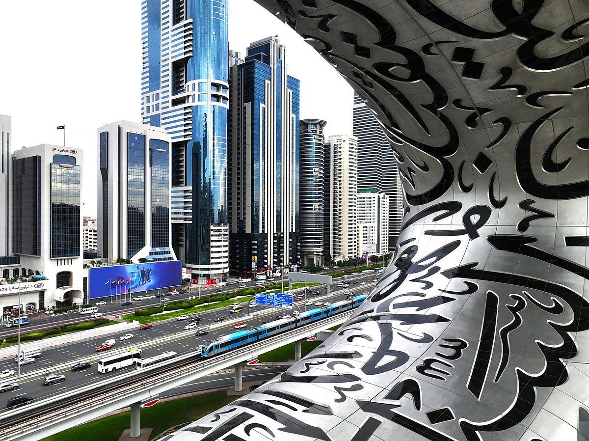 Dubai Emlak Piyasası, Satışlar ve Kiralar Sağlam Dururken Ağustos Ayında Güçlü Kalmaya Devam Ediyor