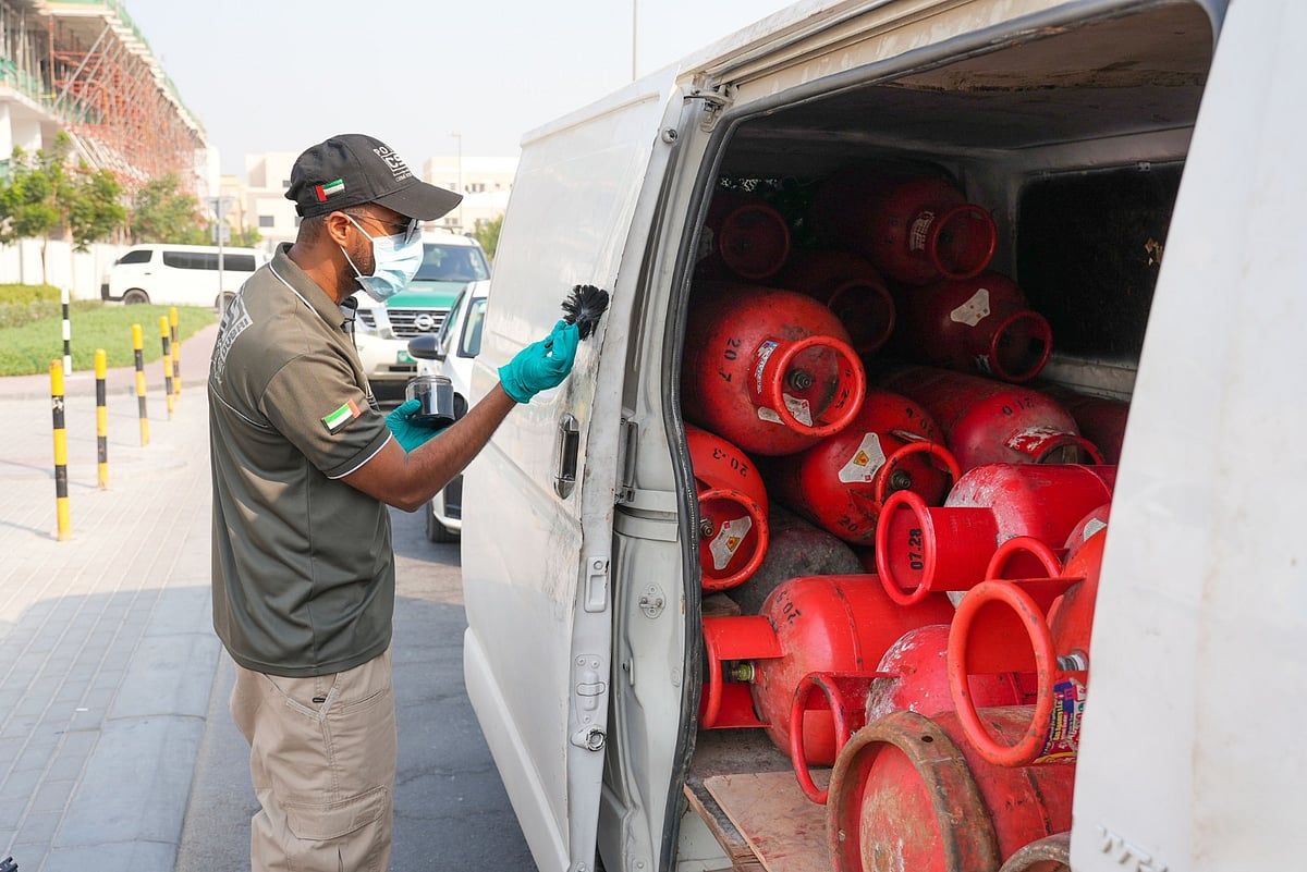 Dubai: Güvenli Olmayan Gaz Tüpü Taşımacılığı için 170 Araca El Konuldu