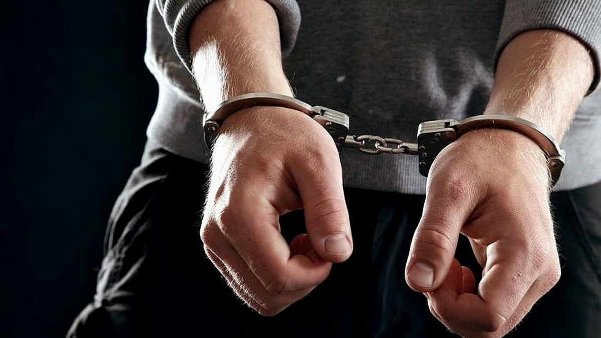 Dubai: İki adam Hapsedildi, Eczaneden Reçeteli İlaç Çaldığı için para cezasına Çarptırıldı
