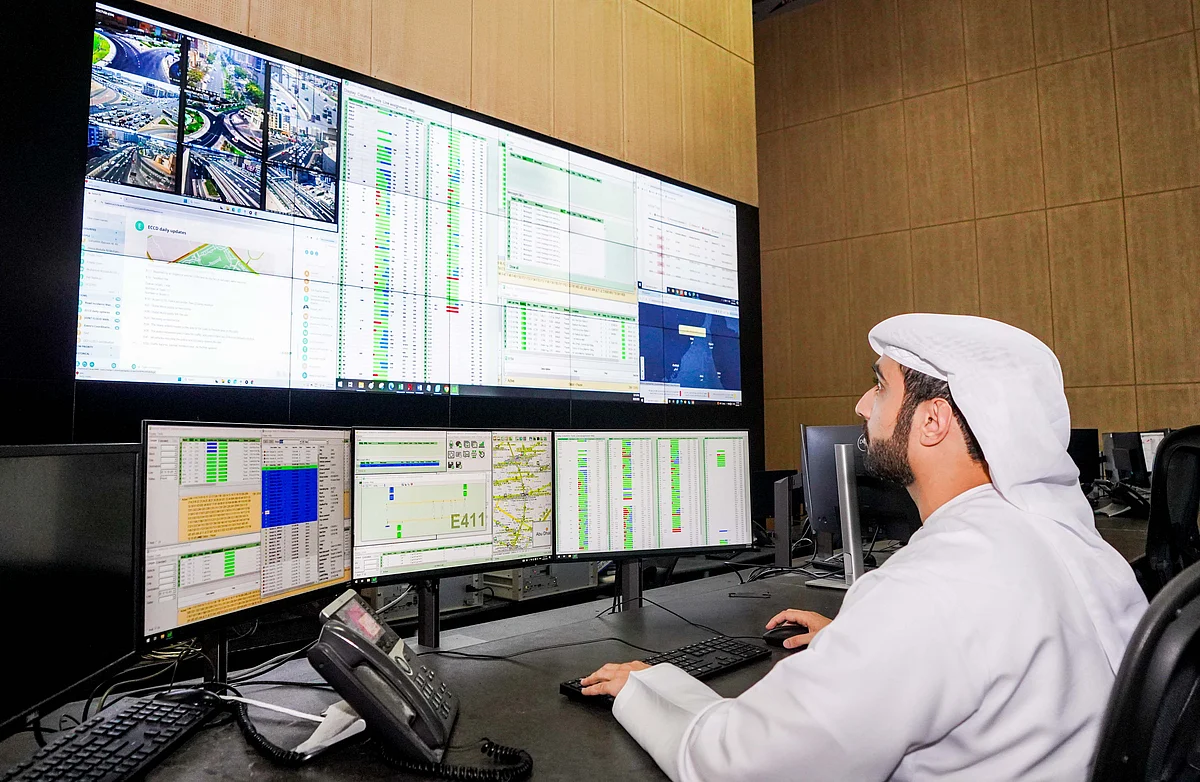 Dubai'nin Rta'sı Gecikmeleri Azaltıyor, Aı ile Otobüs Dakikliğini %50'nin Üzerinde Artırıyor